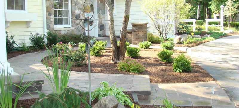 Macomb County Landscaper Provides 3 Design Ideas