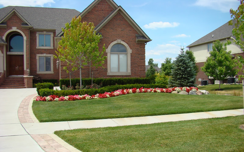 Hire a Chesterfield Twp Landscaping Company